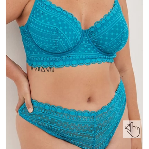 READ AD!!! HIT "LIKE" TO SAVE TO YOUR CLOSET ONLY. DO NOT PUT IN A BUNDLE. - Picture 7 of 10